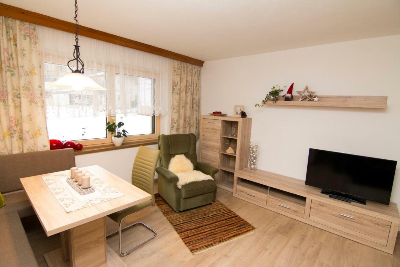 Ferienwohnung Kreidl Schlitters Ngoại thất bức ảnh